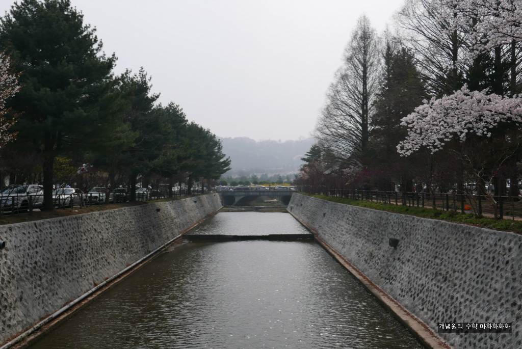 img/5/7/0/B/570BB1A64B6355001A