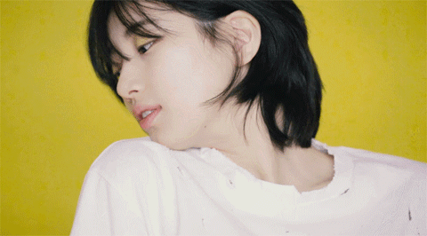 아줌마 같다는 단발_3.gif