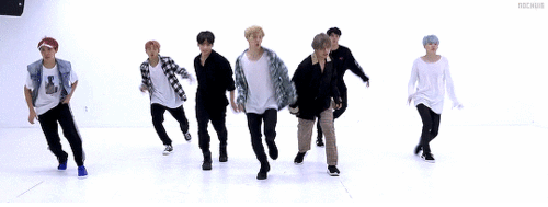 [데이터주의] 방탄소년단이 왜 떴는지 궁금한 게이들 읽어라_11.gif