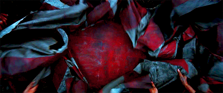 근데 진짜 전범기컷하는 각시탈짤 넘을게 나올까_2.gif