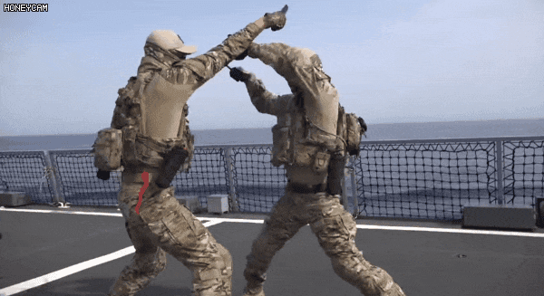 특수부대 UDT/SEAL 실제 훈련 모습들.GIF_7.gif