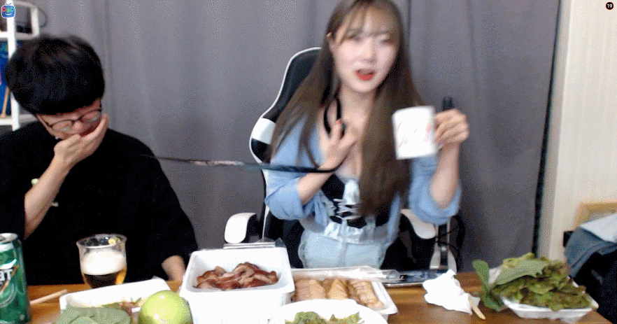 (유머!) 나진 오뀨 (후방? )_3.gif