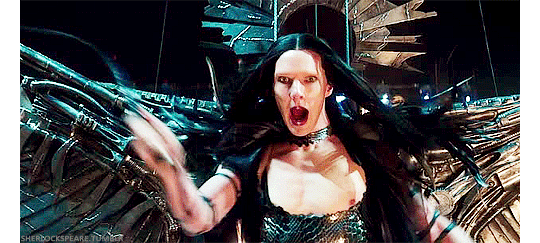 MCU) 로키에 나온 모비우스의 과거_4.gif
