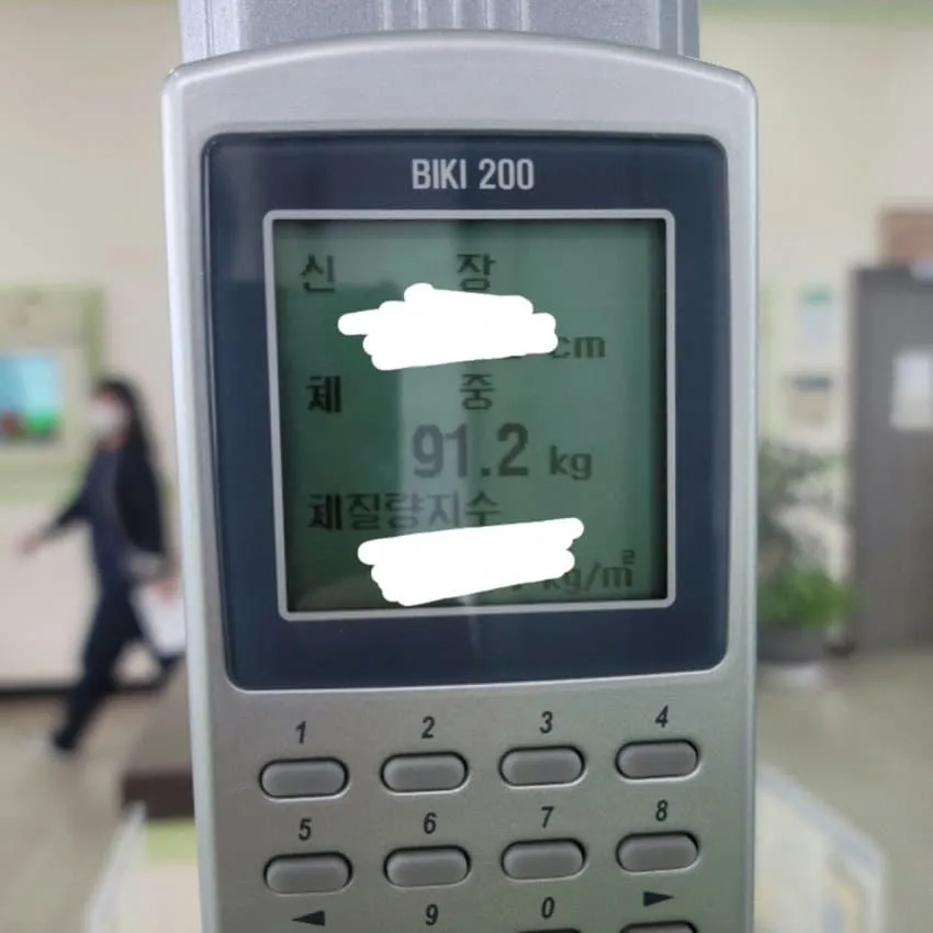 도라에몽 손 짤로 유명한 사람 근황.JPG_2.webp