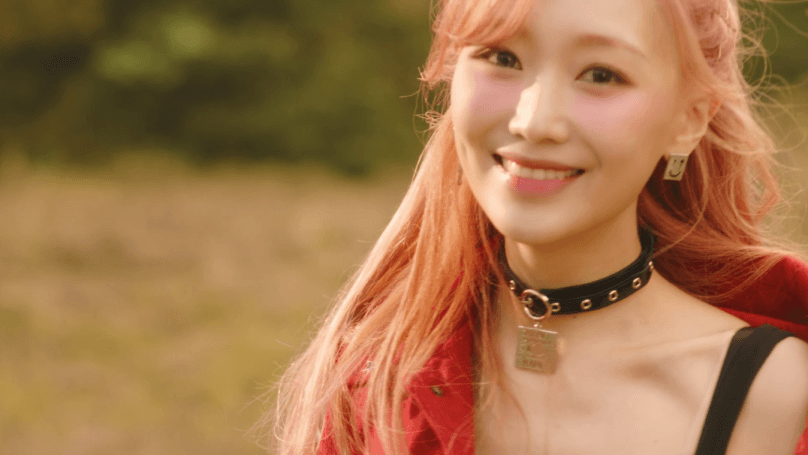 류수정 PINK MOON 티저 움짤_15.gif
