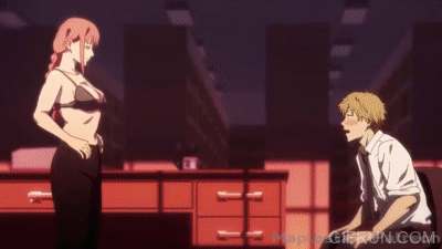 체인소맨) 마키마 야짤 달린다.gif_1.gif