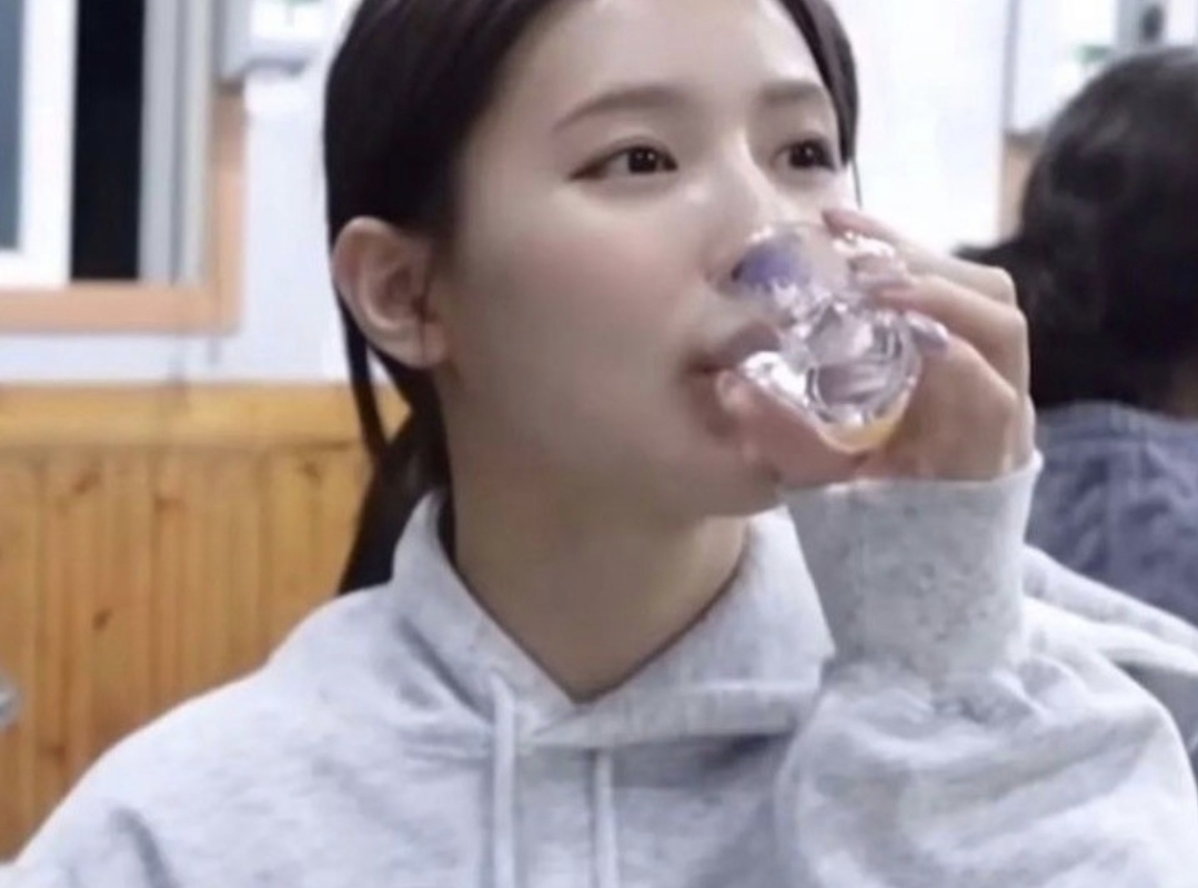 여자 연예인들 얼굴 크기