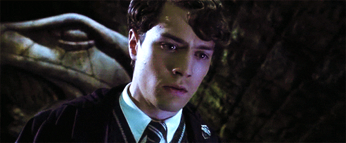 해리포터) 팩폭으로 톰 리들을 압살하는 해리_18.gif