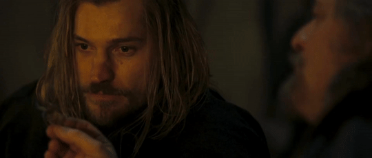 약혐) 포로로 잡힌 기사가 받는 정당한 대우_17.gif