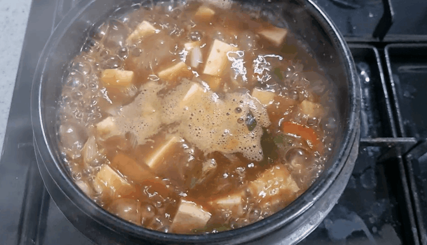 경고)새벽에 보면 안되는 짤 모음집.gif_6.gif