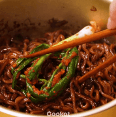 짜파게티는 뻑뻑하게 볶아야지_2.gif