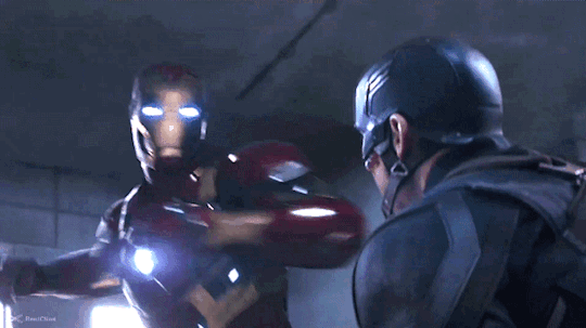 MCU) 커뮤에서 자주 오해하는 시빌워 짤_9.webp