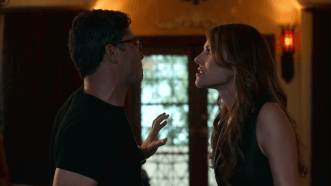 MCU)애거사와 비슷한 컨셉의 선배 캐릭터_9.gif