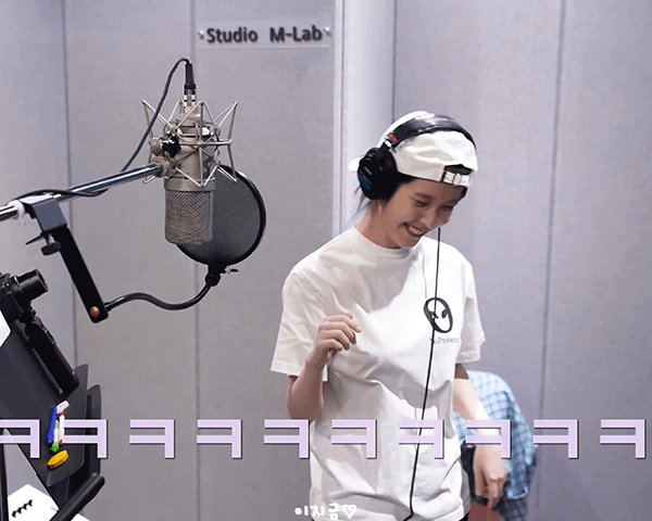 'Never Ending Story' Recording Behind 편 움짤_4.gif