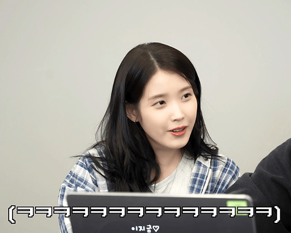 [IUTV] 마미뮤 분노의 마인크래프트! (w.샘킴) 편 움짤_6.gif