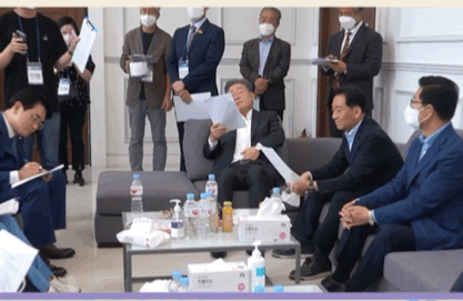 짬통 이제 출발했다는 거 솔직히 이해는 감(움짤 다수)_2.gif