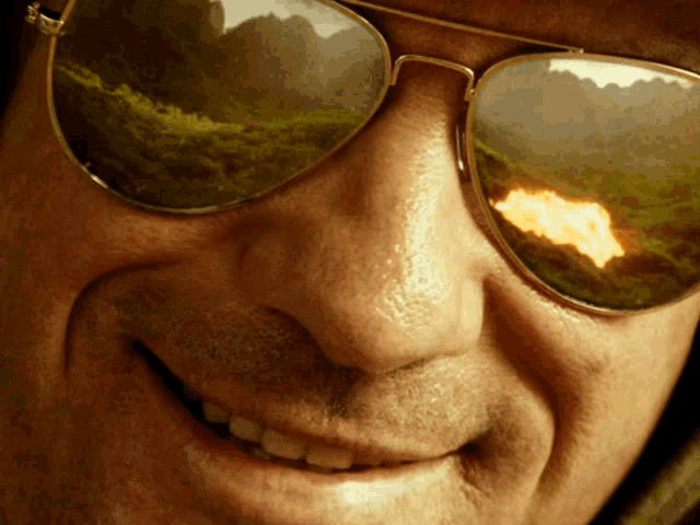 야 솔직히 니들도 좋아하잖아_1.gif