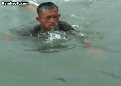 캄보디아 훈련소 vs 한국 훈련소...JPG_9.gif