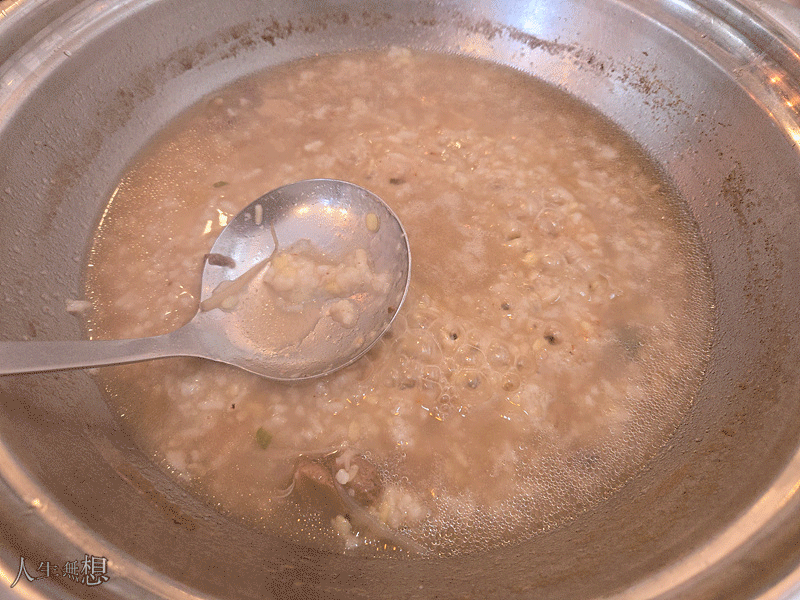 뭔가 건강한 느낌의 점심은 버섯 전골_15.gif