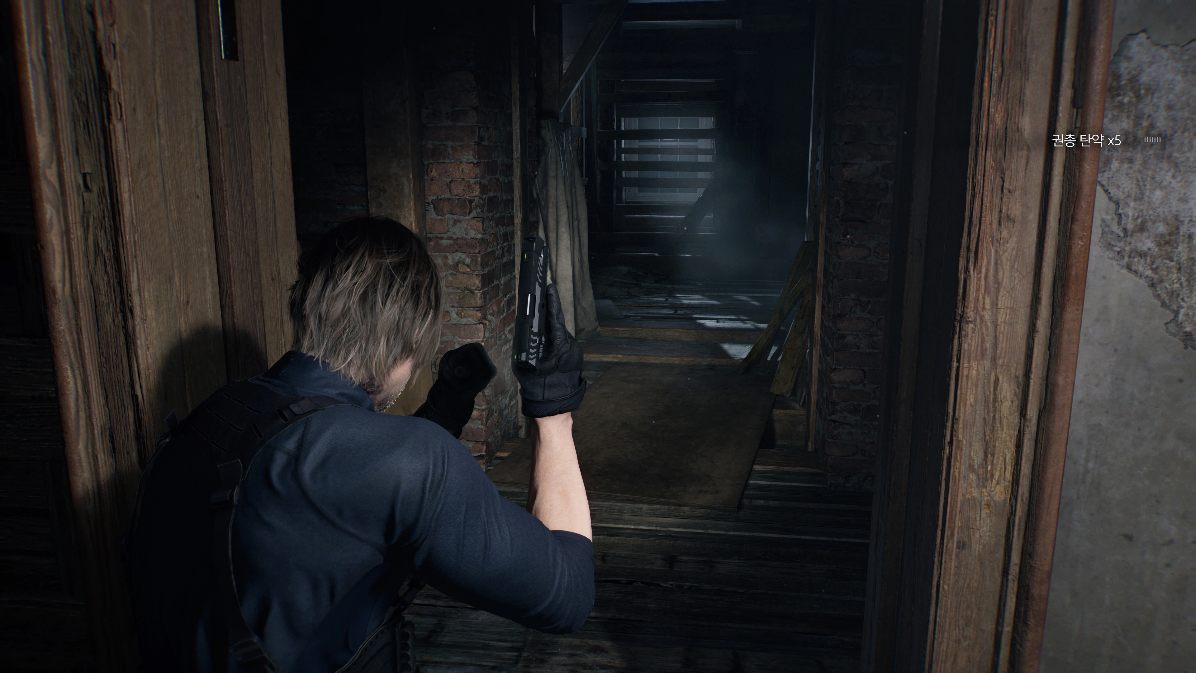 바이오 하자드 레퀴엠 - 역대급 비쥬얼(ps5프로)_36.webp