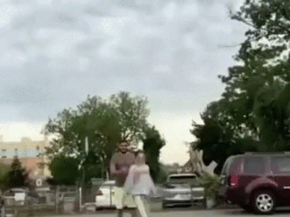 GIF) 엄마가 좋아? 아빠가 좋아? | 유머 게시판 GIF) 엄마가 좋아? 아빠가 좋아? | 유머 게시판 | 루리웹