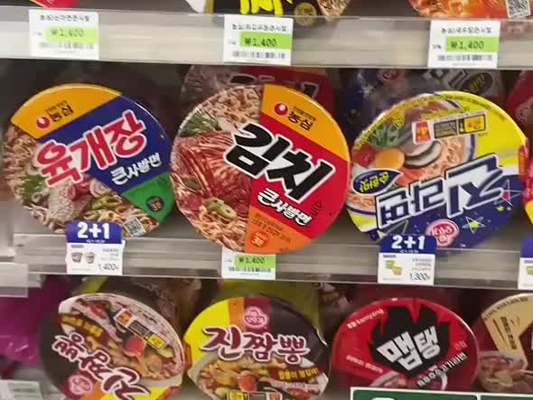 한국 편의점에서 충격 받은 일본인mp4