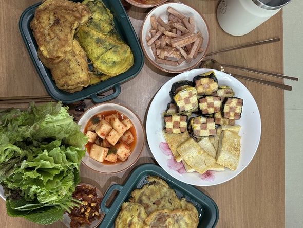 연휴가 길어 슬프군요.
